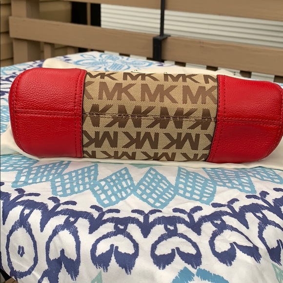 Authentic Nice MK bag - Picture 2 of 5